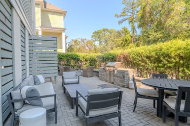 Sandcastle: Luxury 6BR Family Beach Oasis image 32