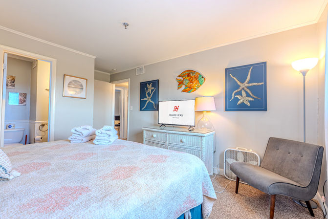 Hilton Head Resort Retreat with Multiple Pools & Beach Access image 16