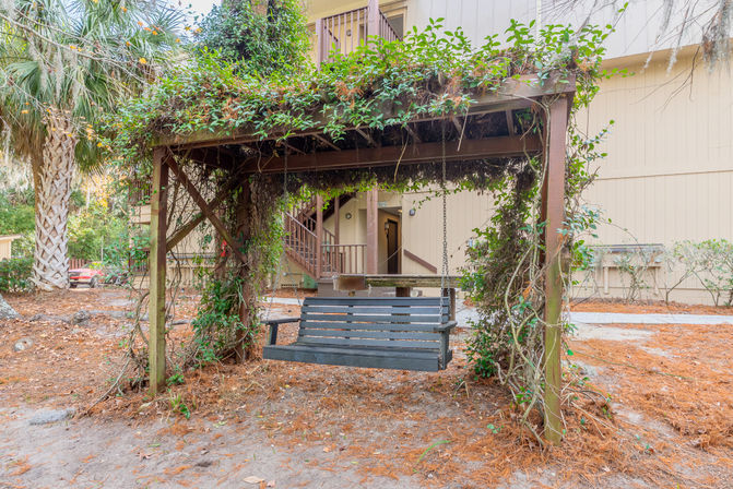 Sandy Toes at The Sands, Walk to Coligny Beach image 6
