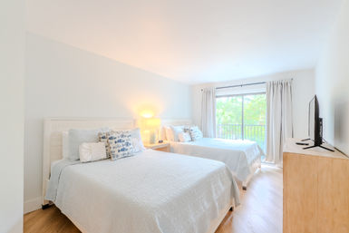 Oceanwalk: Bright Coastal Retreat Villa Near Coligny & Beach image 21