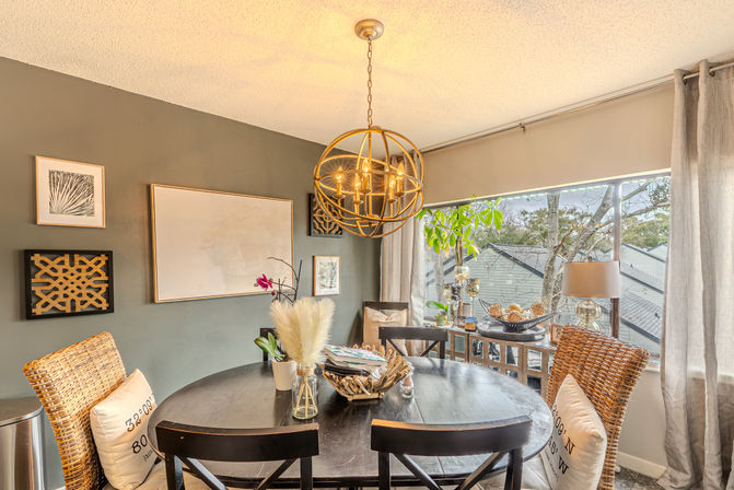 Treetops Getaway: 3BR Townhome Near Coligny Beach & Pool image 16