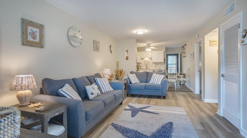 Barefoot Bliss at The Spa: Oceanfront Complex with Multiple Pools + Sauna image 1