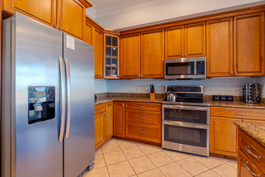 The Singleton Estate: 6BR Rental with Lux Private Pool & Game Room, Steps to Beach image 19