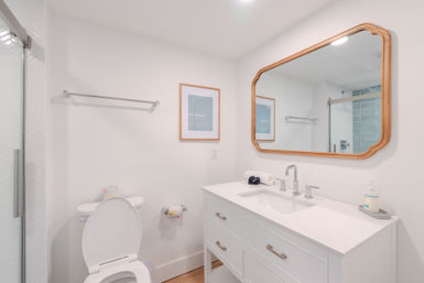 Oceanwalk: Bright Coastal Retreat Villa Near Coligny & Beach image 24