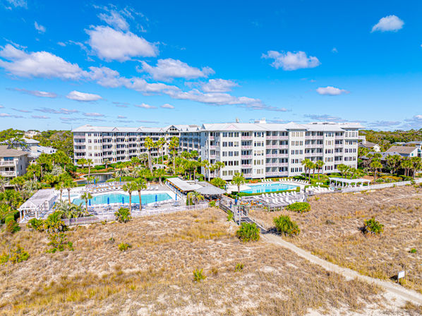 Seacrest: Oceanfront 2BR Luxury Rental with Balcony & Coligny Views image 34