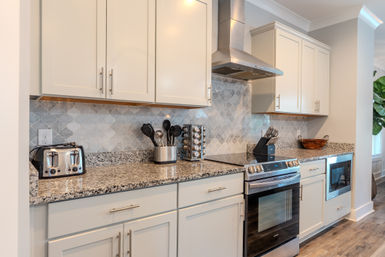 Sandcastle: Luxury 6BR Family Beach Oasis image 11