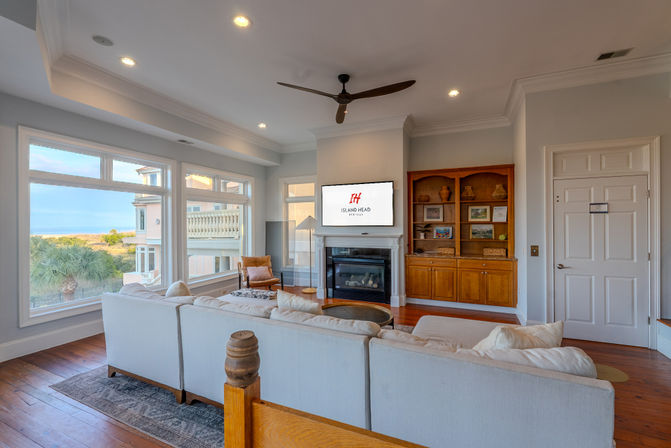 The Singleton Estate: 6BR Rental with Lux Private Pool & Game Room, Steps to Beach image 6