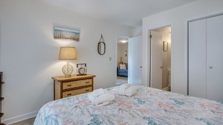 Barefoot Bliss at The Spa: Oceanfront Complex with Multiple Pools + Sauna image 15