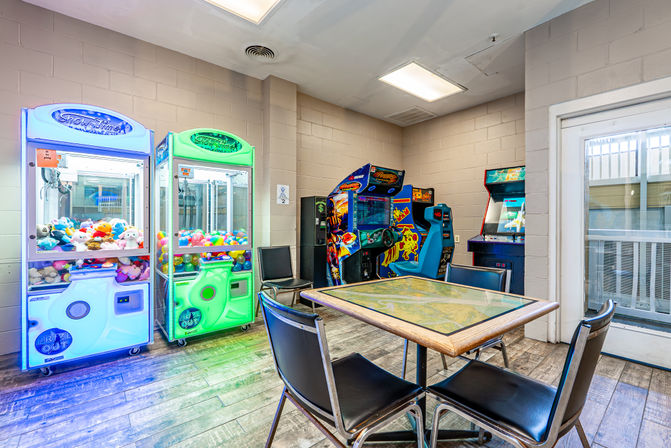 Hilton Head Resort Retreat with Multiple Pools & Beach Access image 34