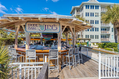 Seacrest: Oceanfront 2BR Luxury Rental with Balcony & Coligny Views image 43