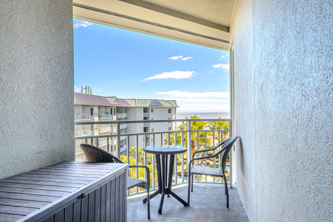 Seacrest: Oceanfront 2BR Luxury Rental with Balcony & Coligny Views image 19