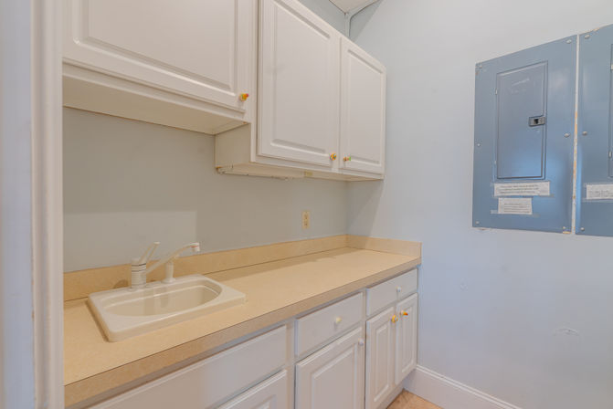 The Singleton Estate: 6BR Rental with Lux Private Pool & Game Room, Steps to Beach image 20