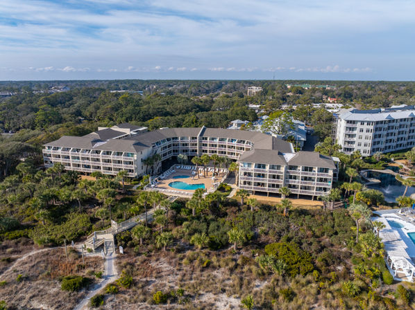 Breakers Beachfront: Steps to Coligny with Poolview & Balcony image 18