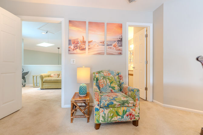 Treetops Coastal Paradise: 2BR Villa Near Coligny & Beach image 16