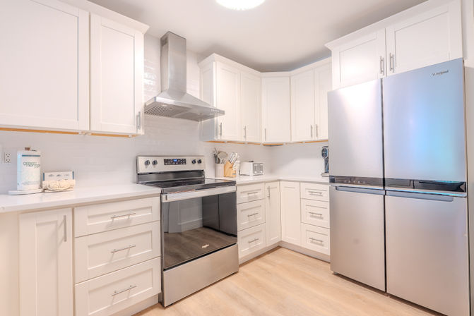 Oceanwalk: Bright Coastal Retreat Villa Near Coligny & Beach image 6