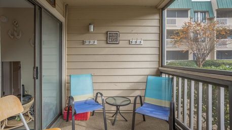 Barefoot Bliss at The Spa: Oceanfront Complex with Multiple Pools + Sauna image 19