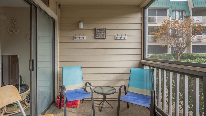 Barefoot Bliss at The Spa: Oceanfront Complex with Multiple Pools + Sauna image 19