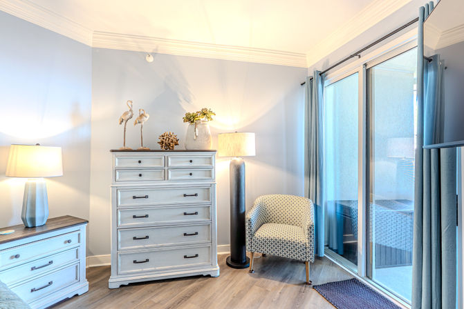 Seacrest: Oceanfront 2BR Luxury Rental with Balcony & Coligny Views image 14