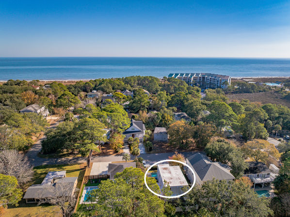 Periwinkle Pointe: 6BR near Beach with a Private Pool & Fenced In Yard image 46