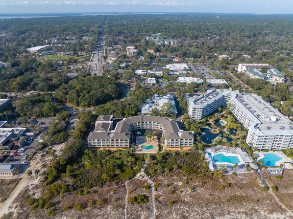 Breakers Beachfront: Steps to Coligny with Poolview & Balcony image 23