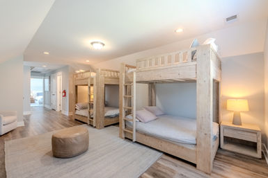 Sandcastle: Luxury 6BR Family Beach Oasis image 24