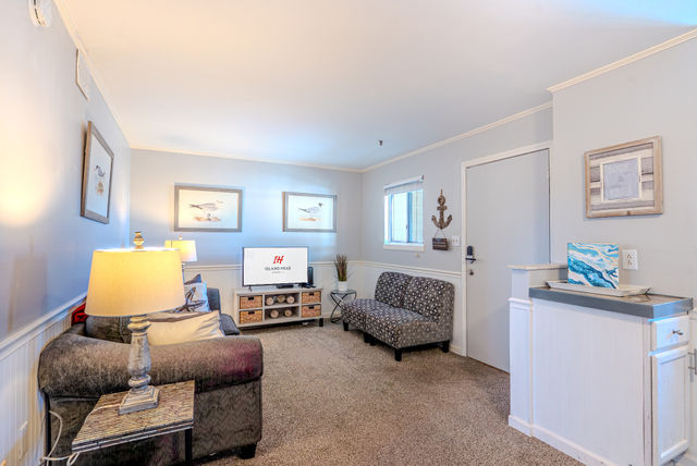 Hilton Head Resort Retreat with Multiple Pools & Beach Access image 3