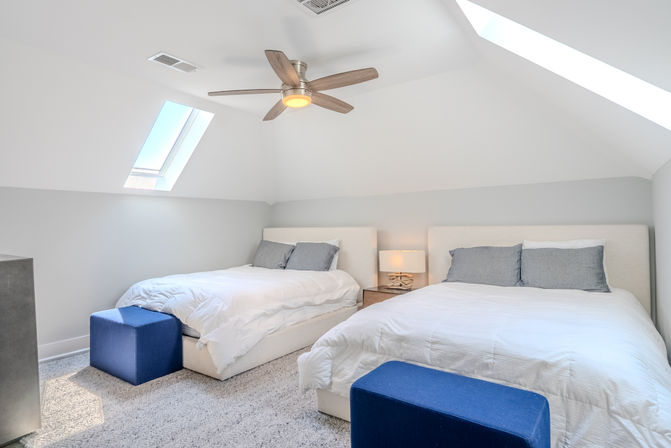 Sandcastle: Luxury 6BR Family Beach Oasis image 28