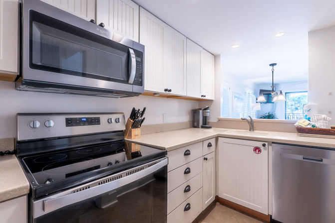 Island Club Villa: Lagoon Views, Steps to Beach & Resort Amenities image 23