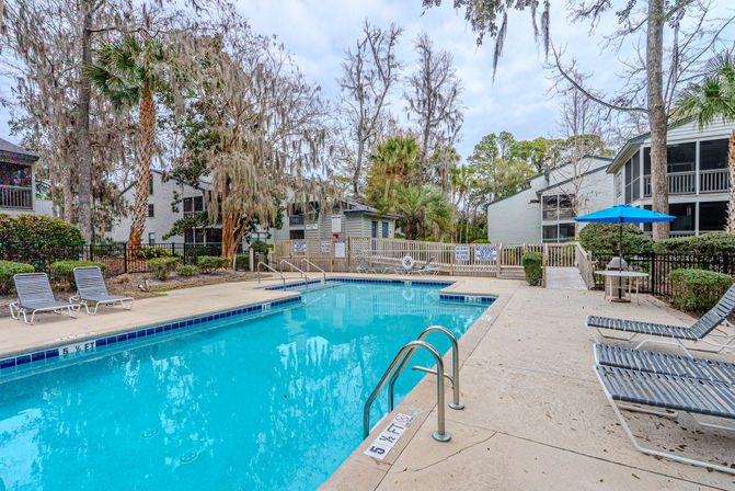 Oceanbreeze: 2BR Villa, Short Walk to Beach, Coligny & Pool image 27