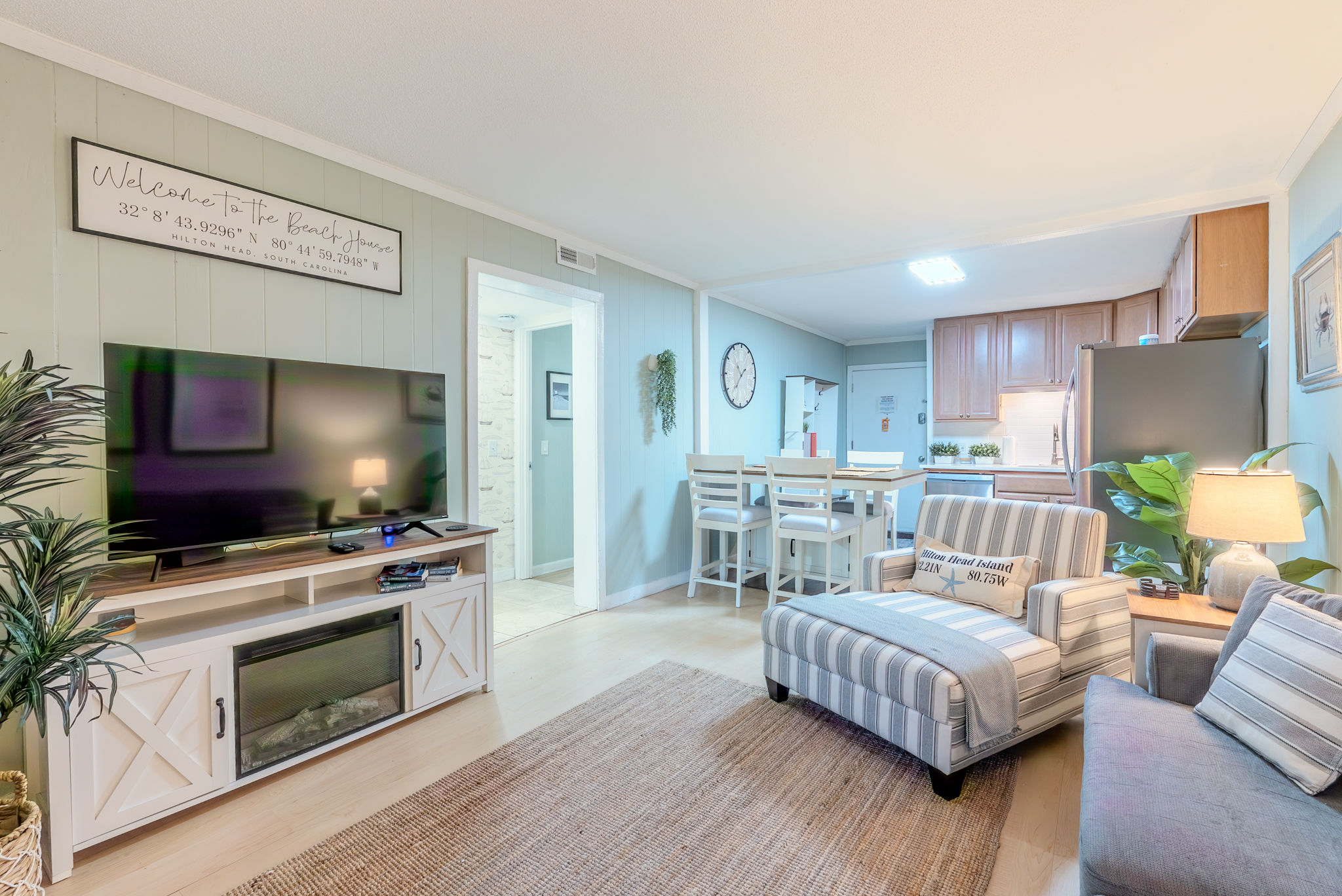 Sandy Toes at The Sands, Walk to Coligny Beach image 3