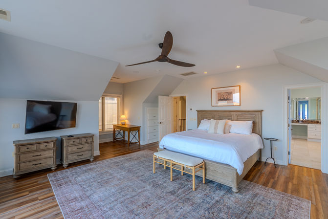 The Singleton Estate: 6BR Rental with Lux Private Pool & Game Room, Steps to Beach image 34