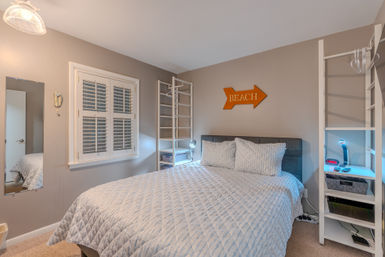 Breakers Beachfront: Steps to Coligny with Poolview & Balcony image 12