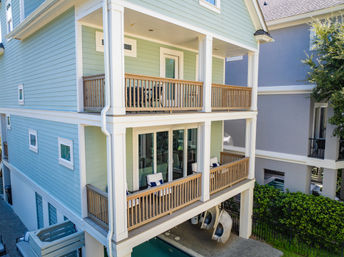 Sandcastle: Luxury 6BR Family Beach Oasis image 2