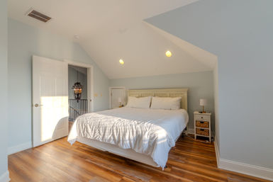 The Singleton Estate: 6BR Rental with Lux Private Pool & Game Room, Steps to Beach image 41