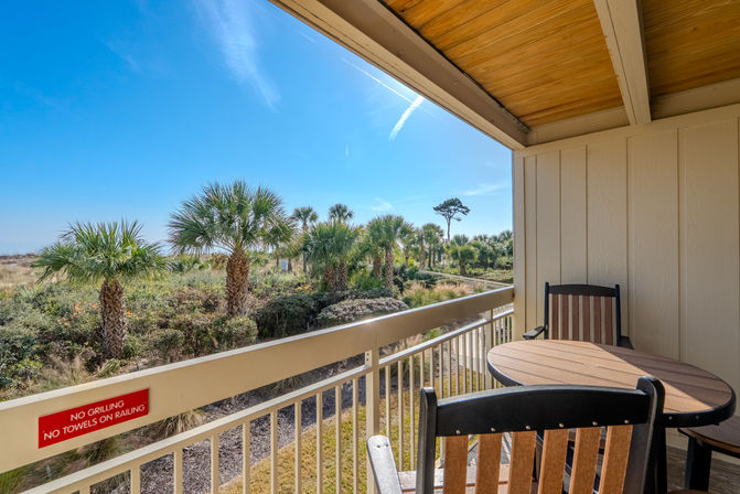 Breakers Beachfront: Steps to Coligny with Poolview & Balcony image 7