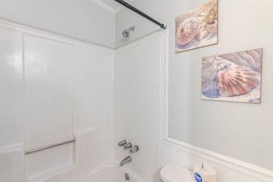 Hilton Head Resort Retreat with Multiple Pools & Beach Access image 18