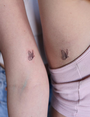 Tiny Tattoo Group Experience in Old Town image 4