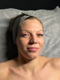 Sparkles Palace Spa Luxury Facials, Waxing & Lash Extensions image 7