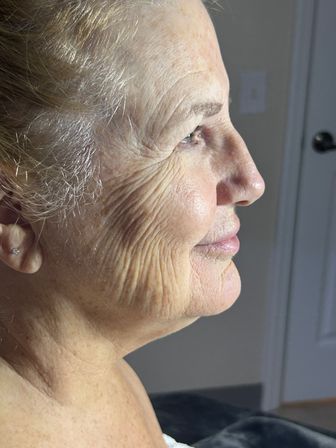 Sparkles Palace Spa Luxury Facials, Waxing & Lash Extensions image 6