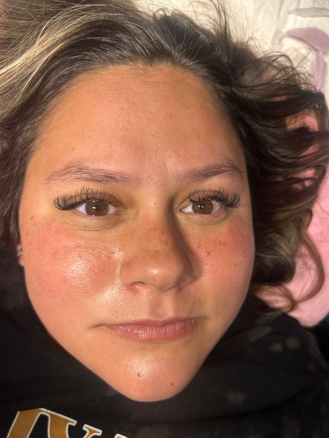 Sparkles Palace Spa Luxury Facials, Waxing & Lash Extensions image 3
