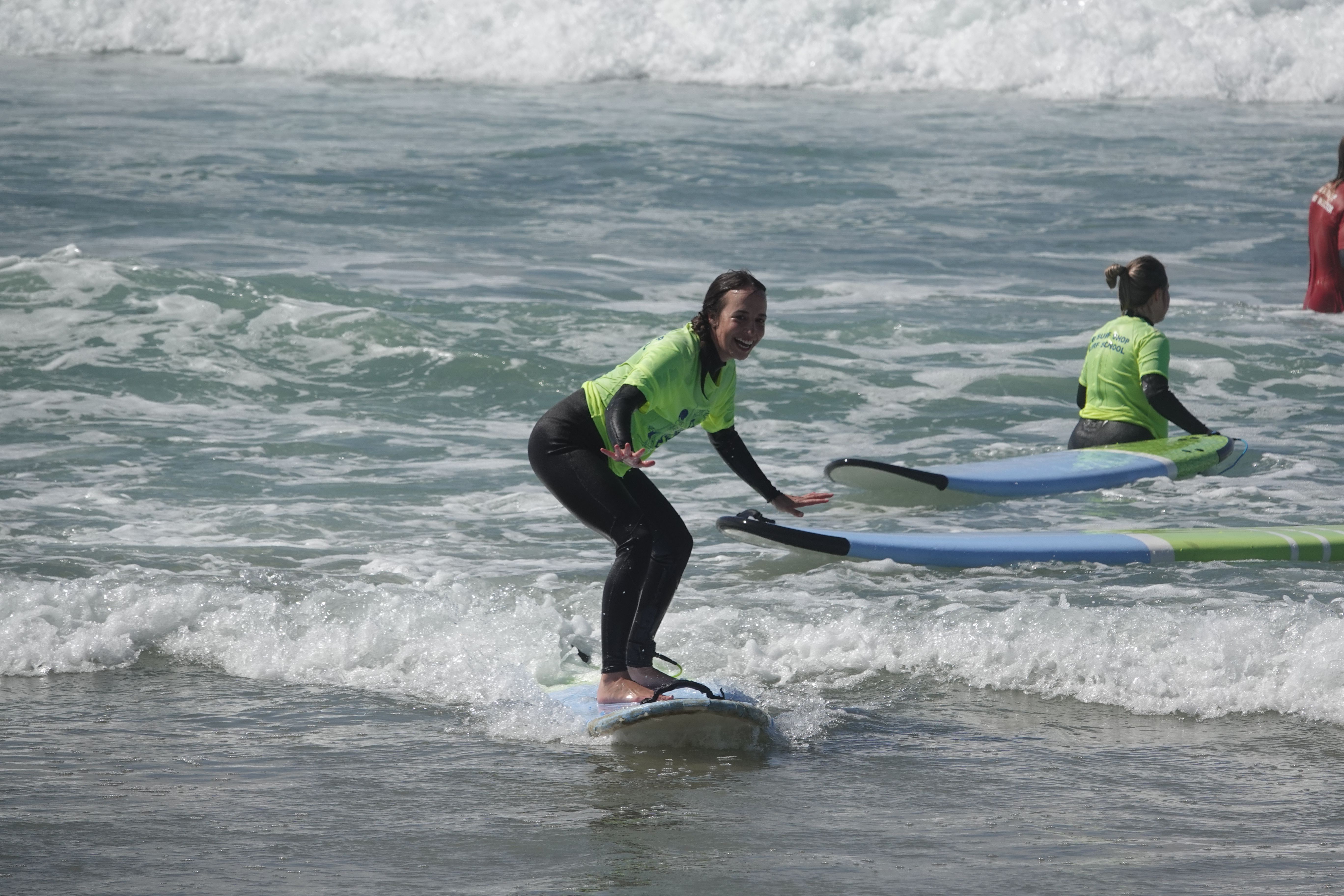 Group Surf Lesson in Pacific Beach image 4