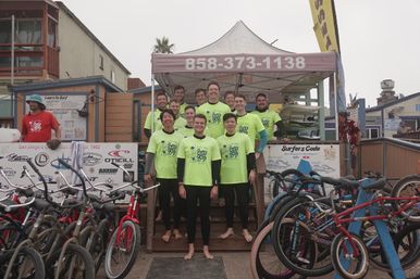 Group Surf Lesson in Pacific Beach image 11