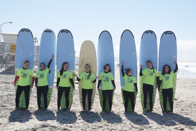 Group Surf Lesson in Pacific Beach image 4