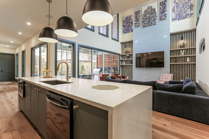 Private Paradise: Contemporary Art, Tiki Bar, Private Heated Pool & Hot Tub  image 20