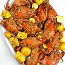 NOLA-Style Seafood Catering Experience image 2