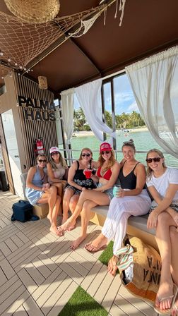 PALMAHAUS Palm Beach's Floating Lounge! Accommodation for up to 20 guests! image 13