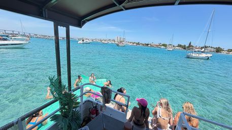 PALMAHAUS Palm Beach's Floating Lounge! Accommodation for up to 20 guests! image 8