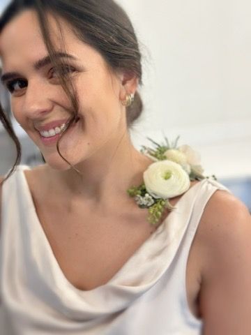 Floral Tattoos: custom wearable fresh flower accessories image 3