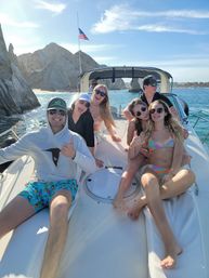 Private Yacht Tour Cabo Sweetie Pie image