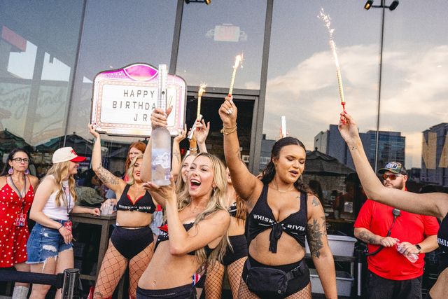 Broadway Rooftop VIP Experience image 3